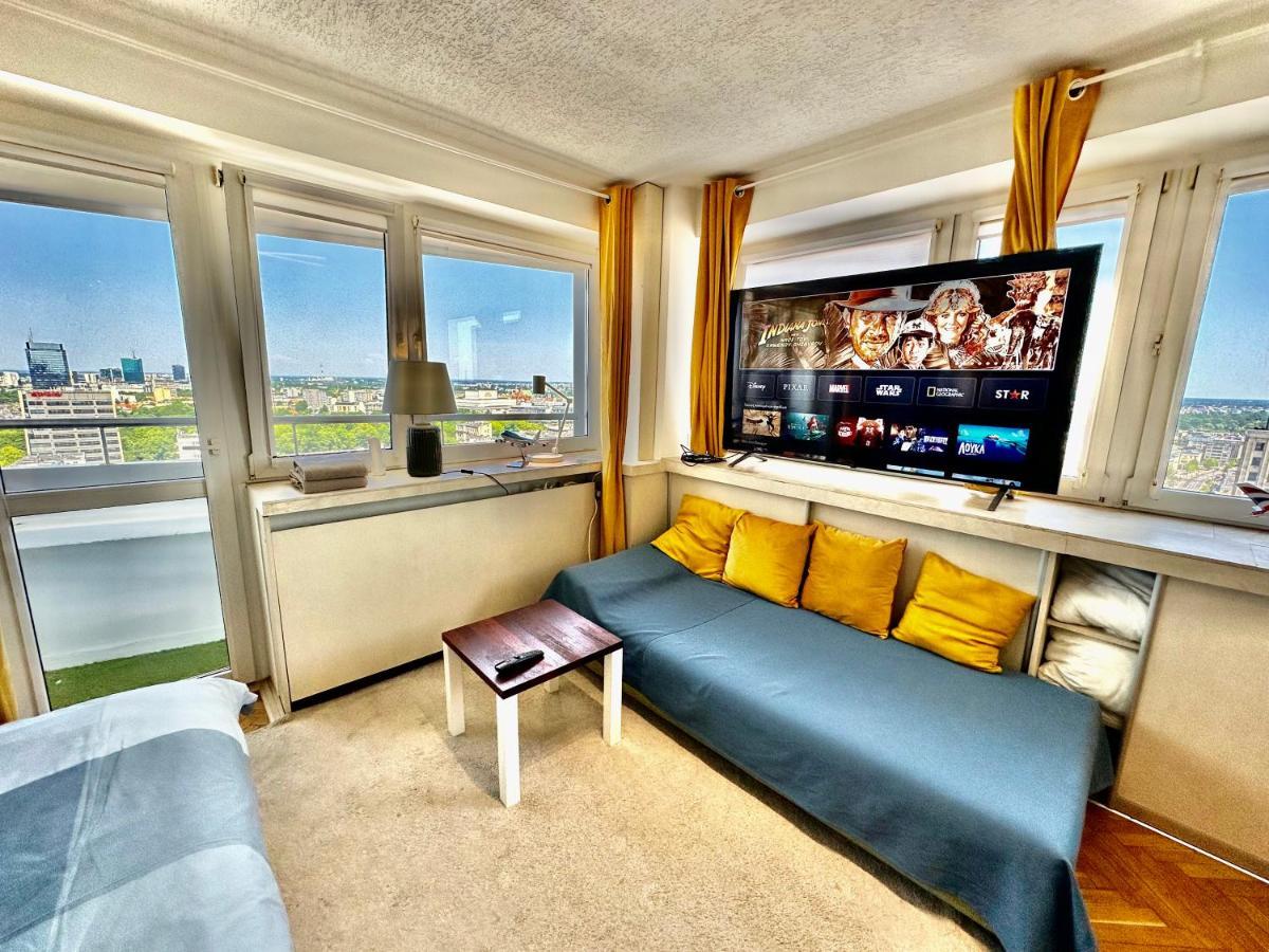 ワルシャワSun Clima/Ac Metro X2 Fast Wifi 500 Mbs 70'Tv Netflix Appletv Hboアパートメント エクステリア 写真